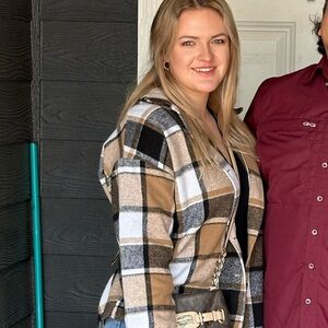 Meet your Posher, Rodriguez